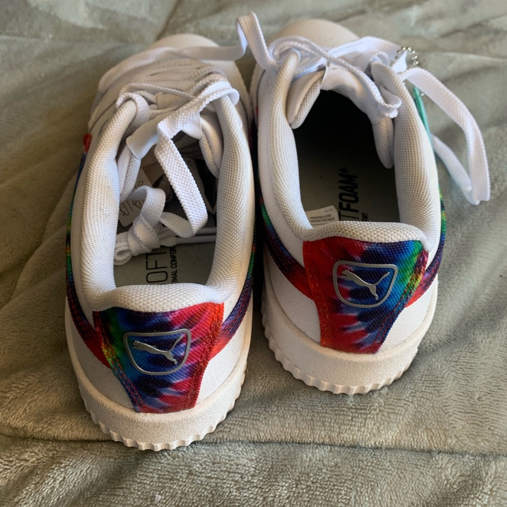 PUMA Tie Dye and White Sneakers with Soft Foam - Picture 5 of 6
